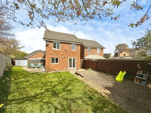 Photo 12- click for photo gallery